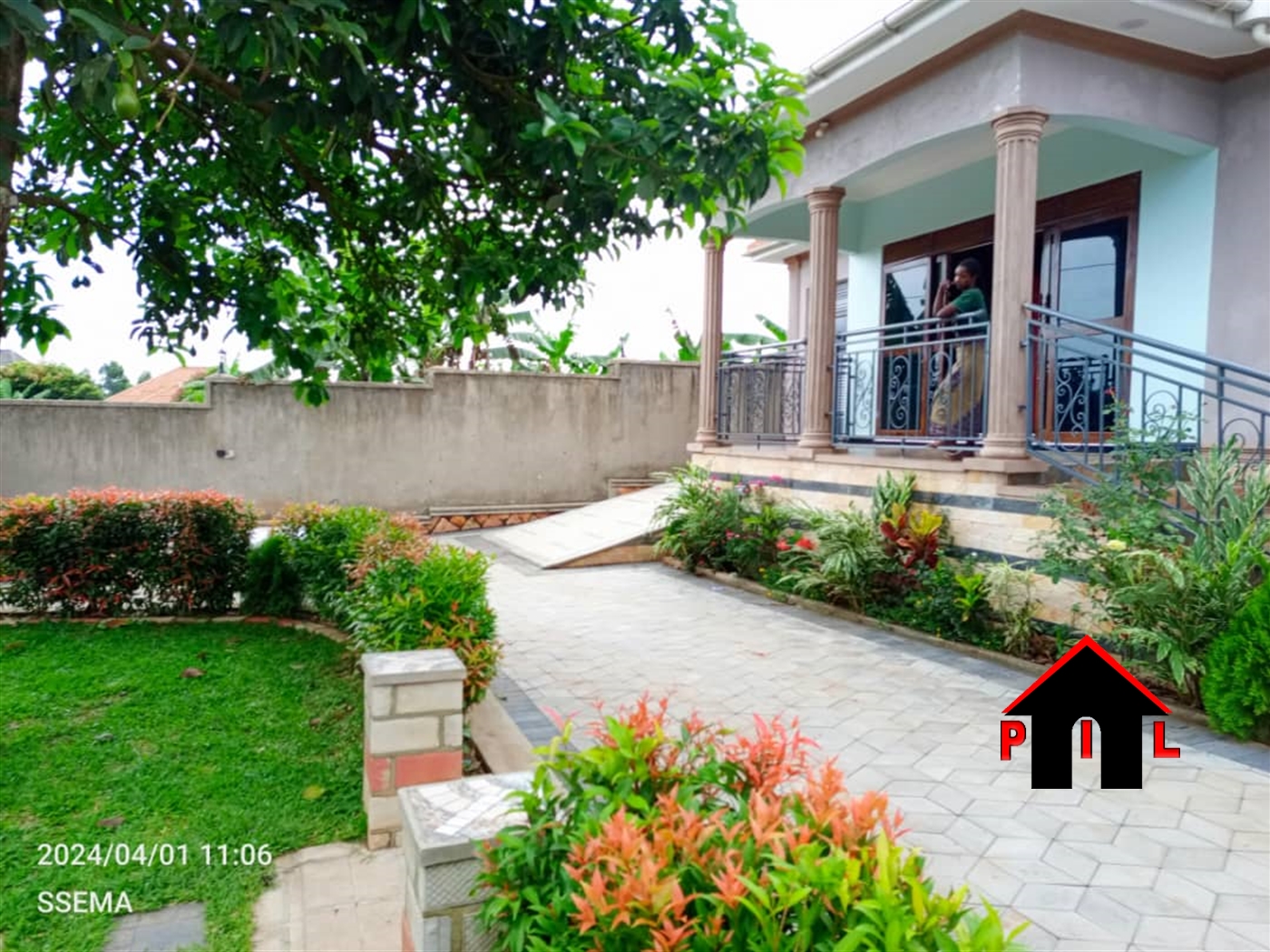 Bungalow for sale in Nansana Wakiso