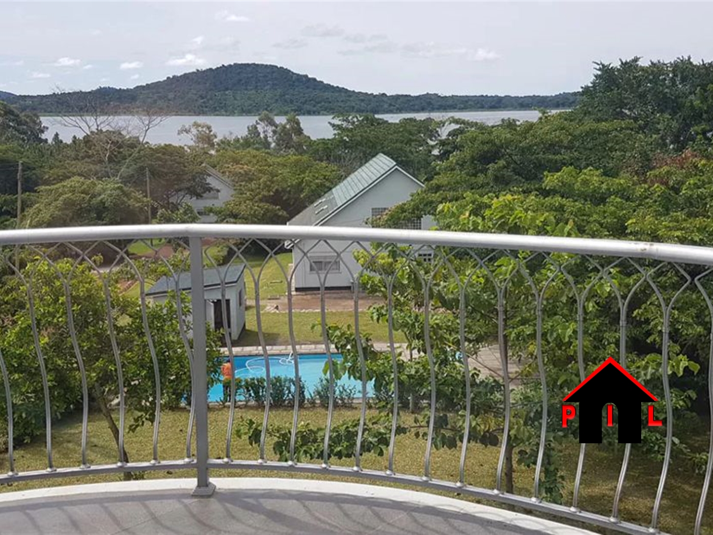 Resort for sale in Bweyogerere Mukono