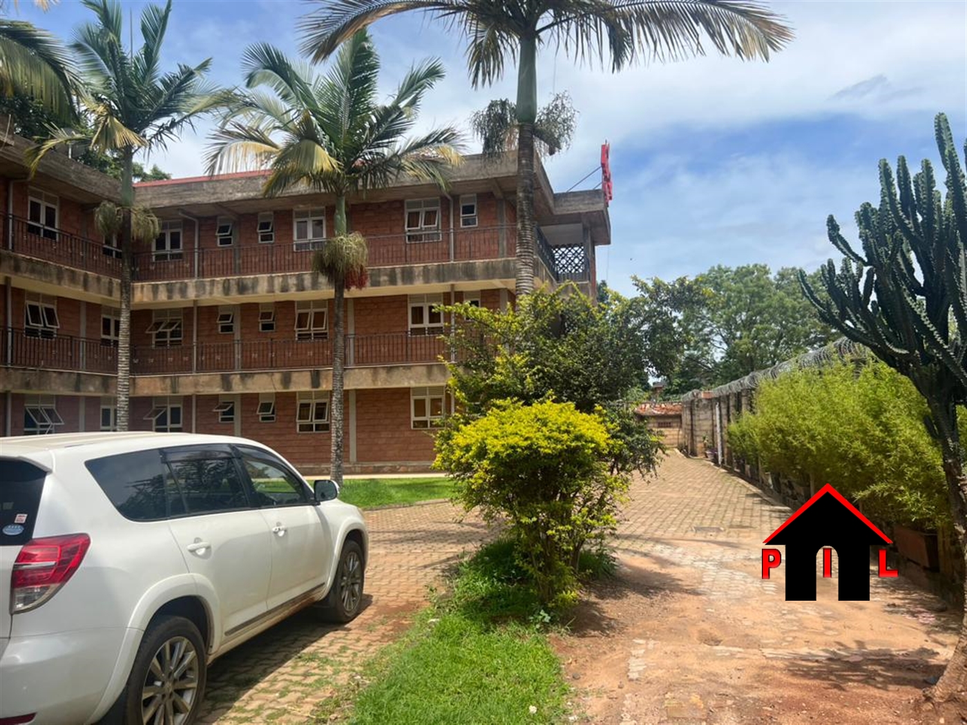 Hostel for sale in Kansanga Kampala