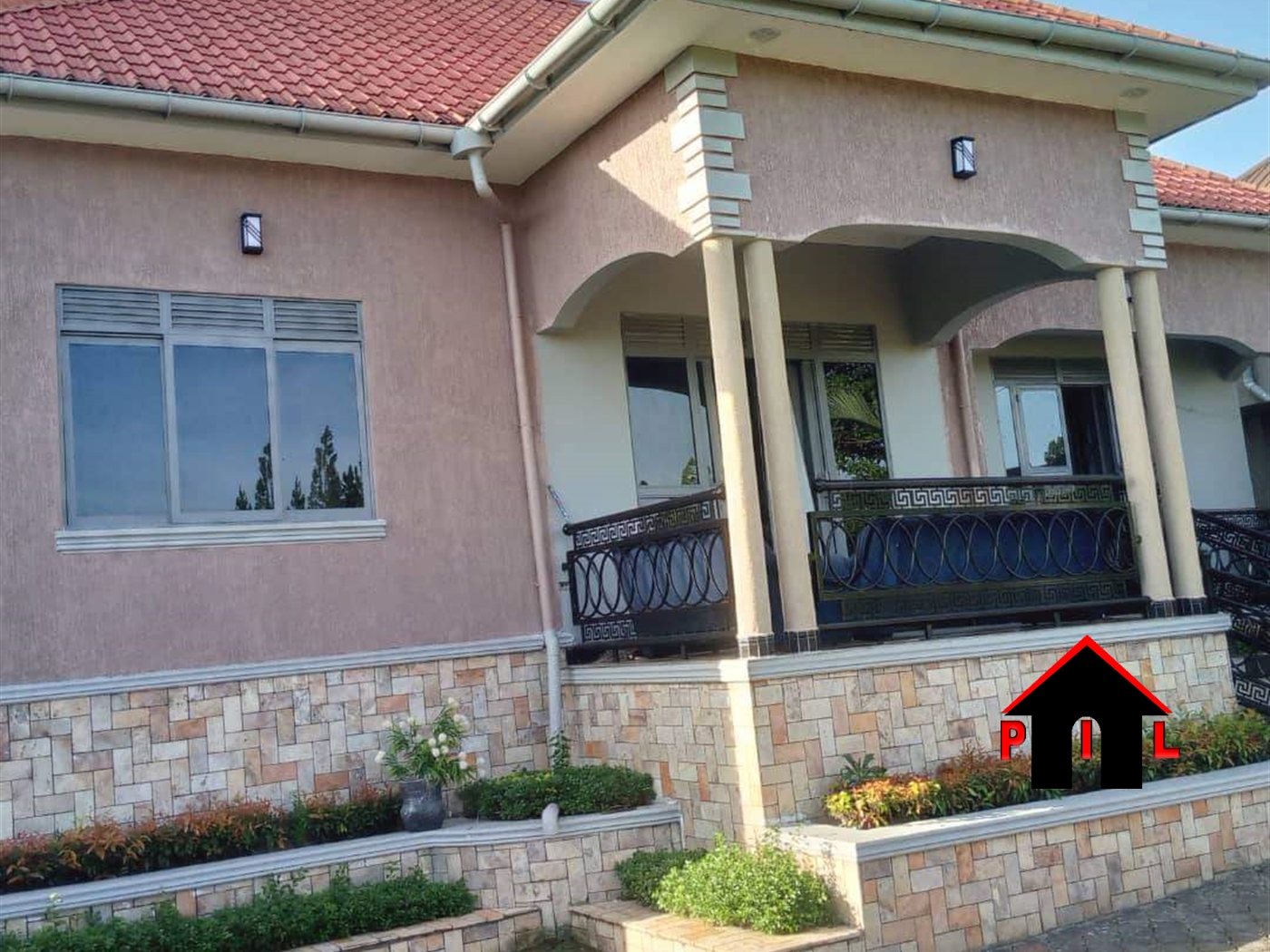 Bungalow for sale in Kiwenda Wakiso