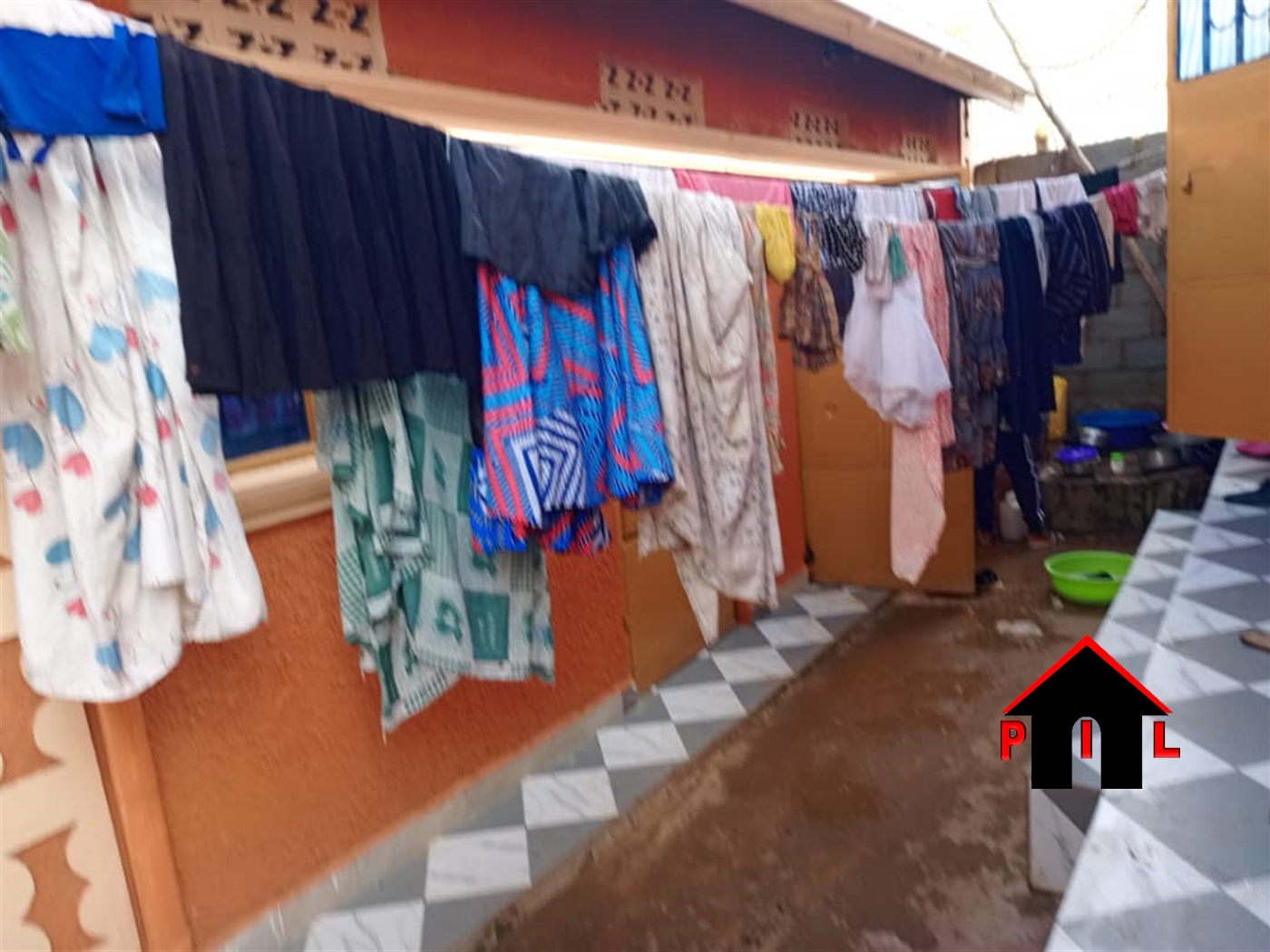 Shop for sale in Nansana Wakiso