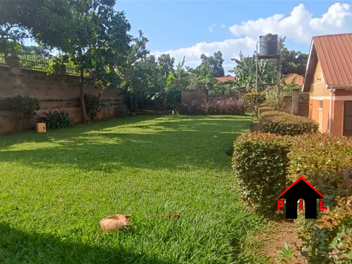 Bungalow for sale in Kisaasi Kampala