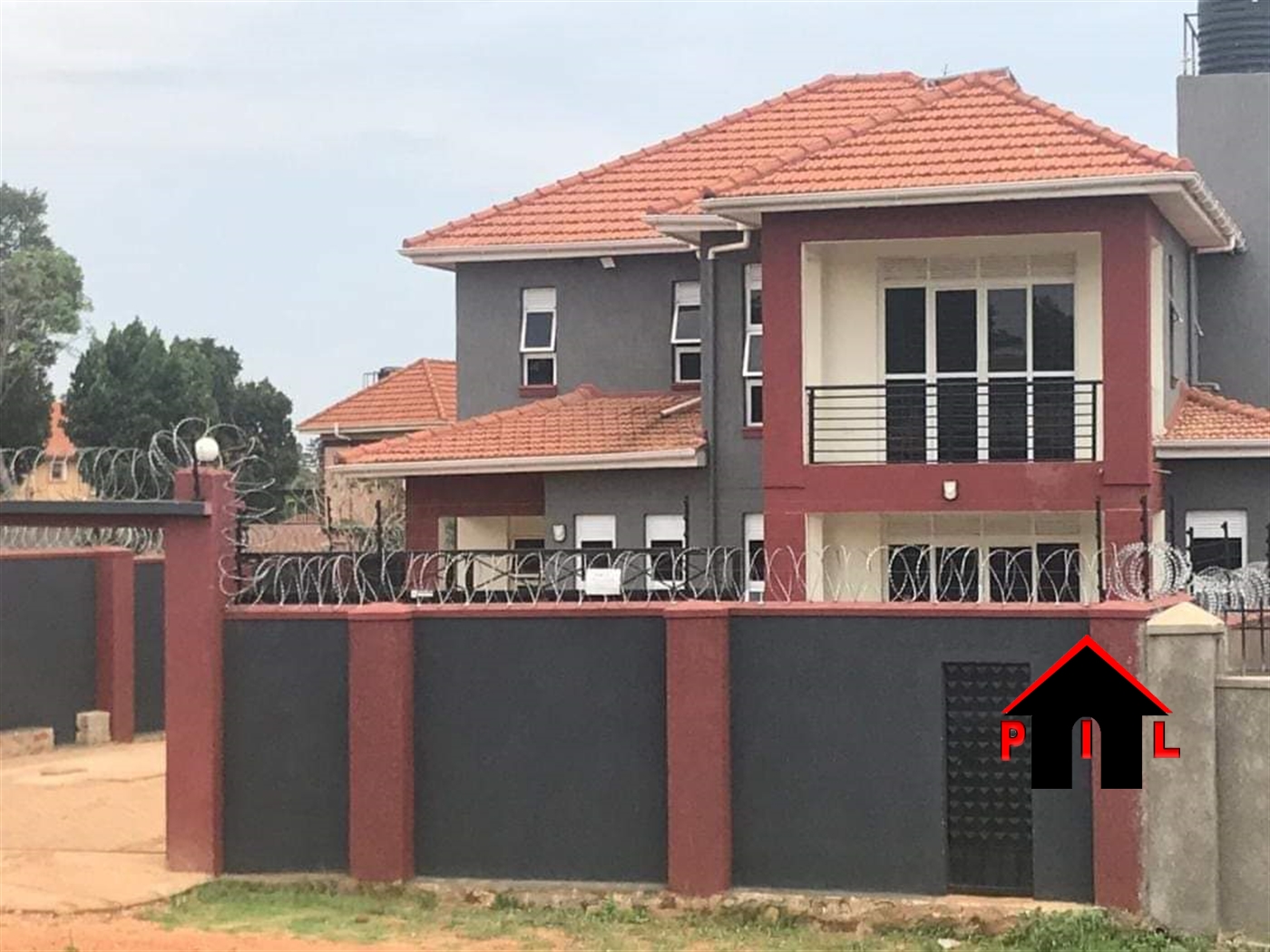 Storeyed house for sale in Kasangati Wakiso