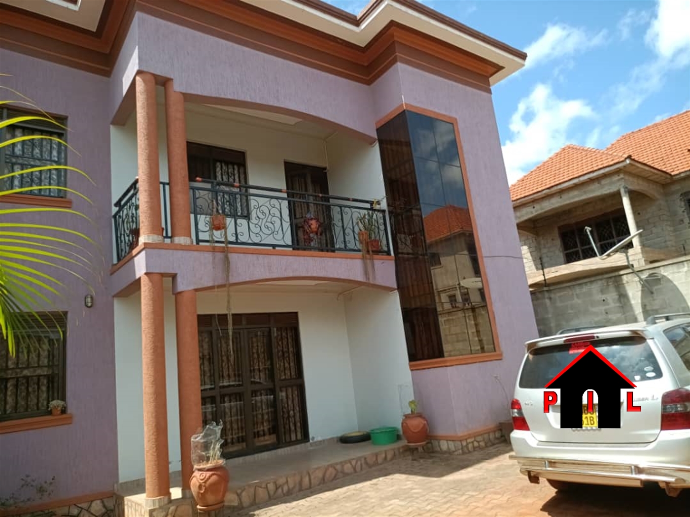 Storeyed house for sale in Seguku Wakiso