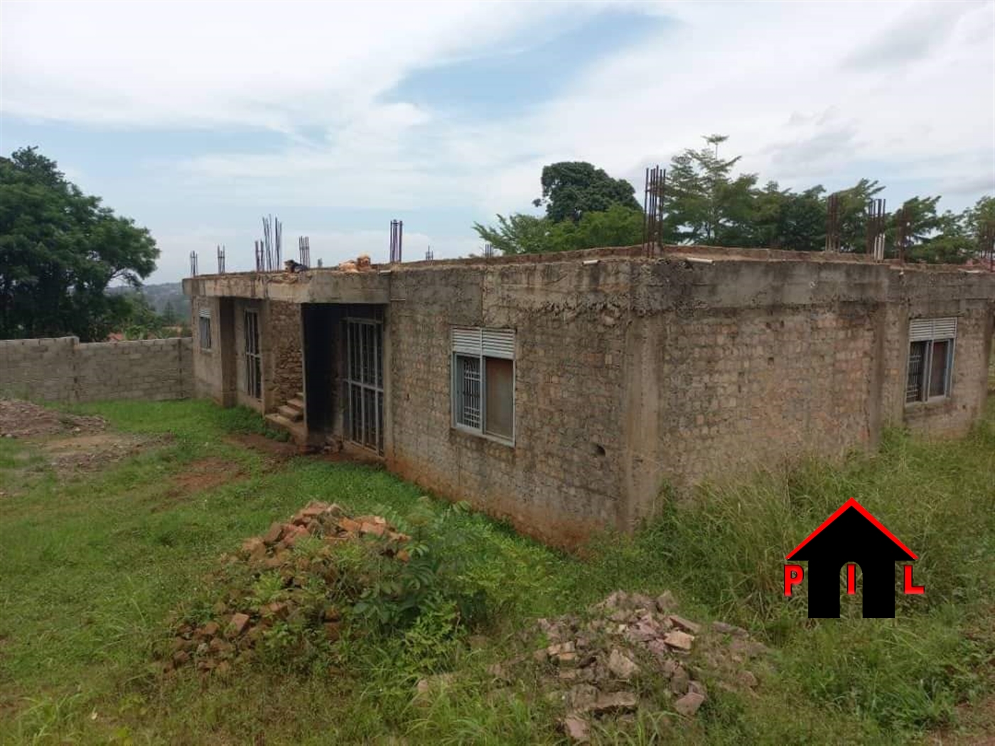 Shell House for sale in Bweyogerere Wakiso