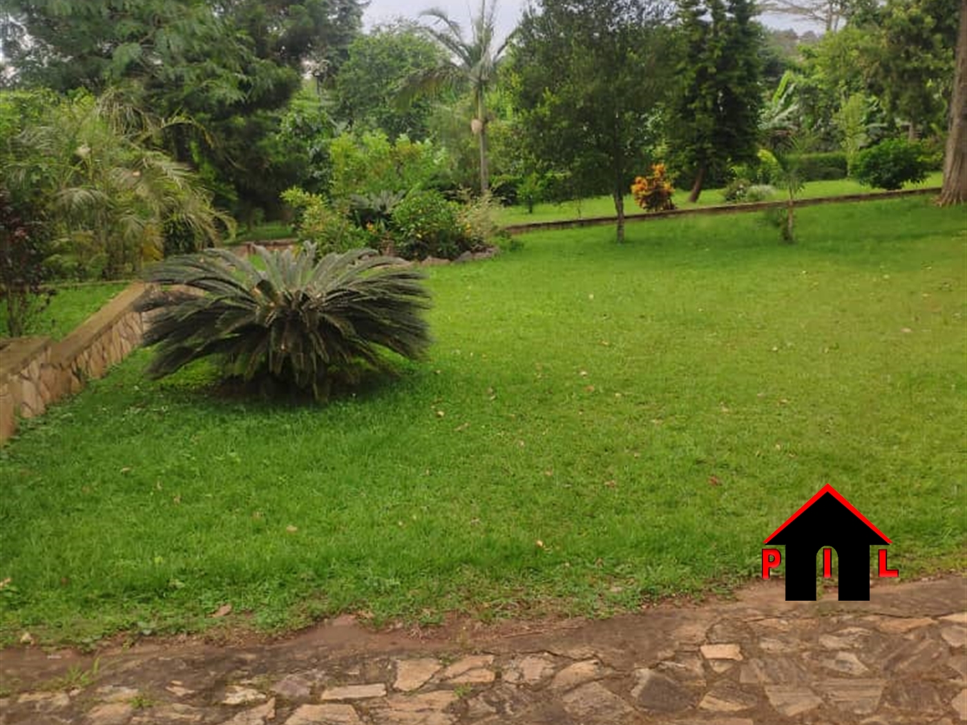 Bungalow for sale in Bombo Wakiso