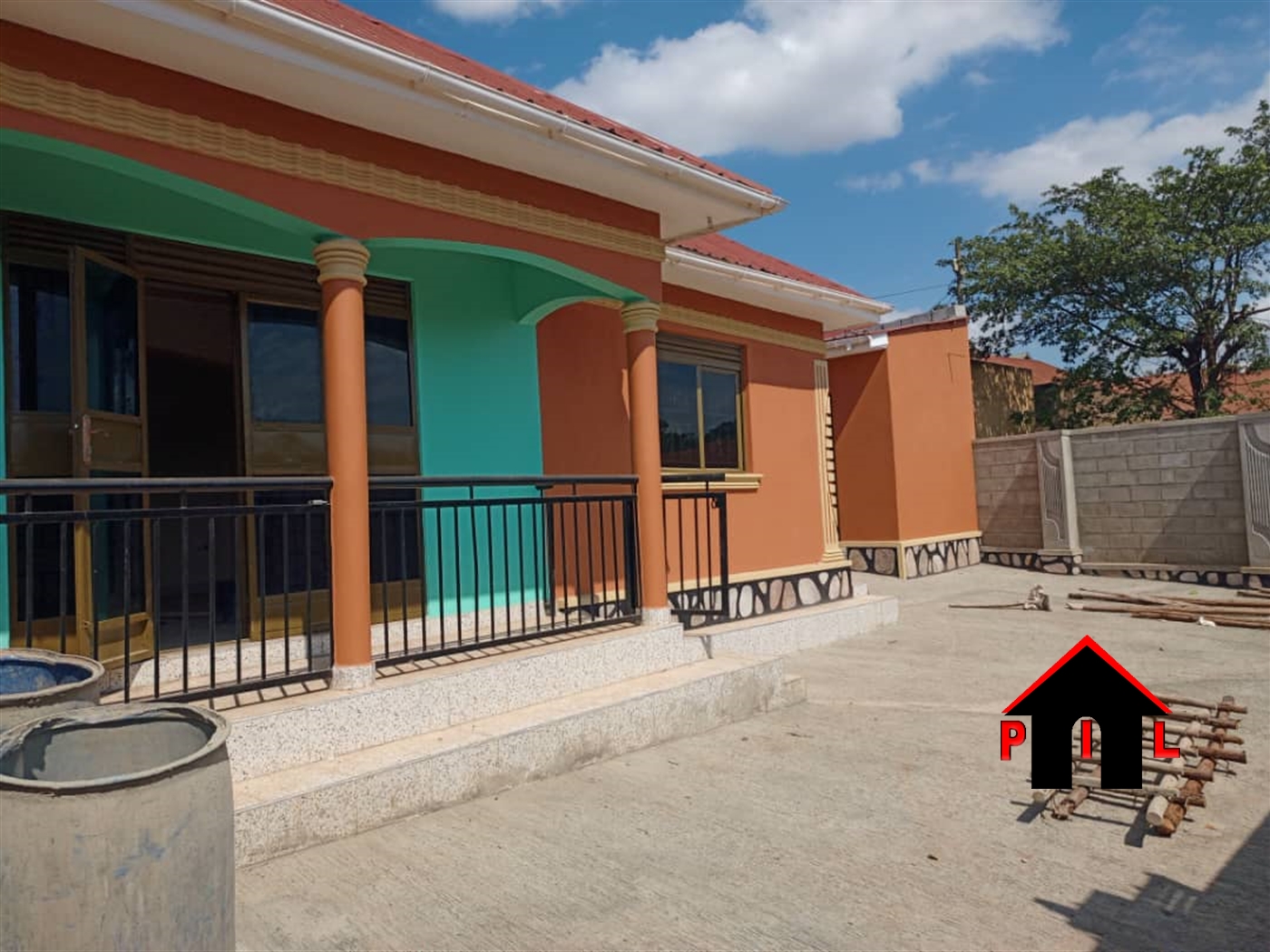 Bungalow for sale in Nansana Wakiso