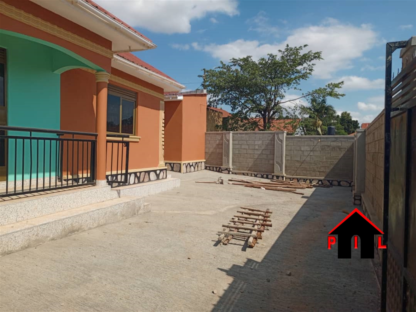 Bungalow for sale in Nansana Wakiso