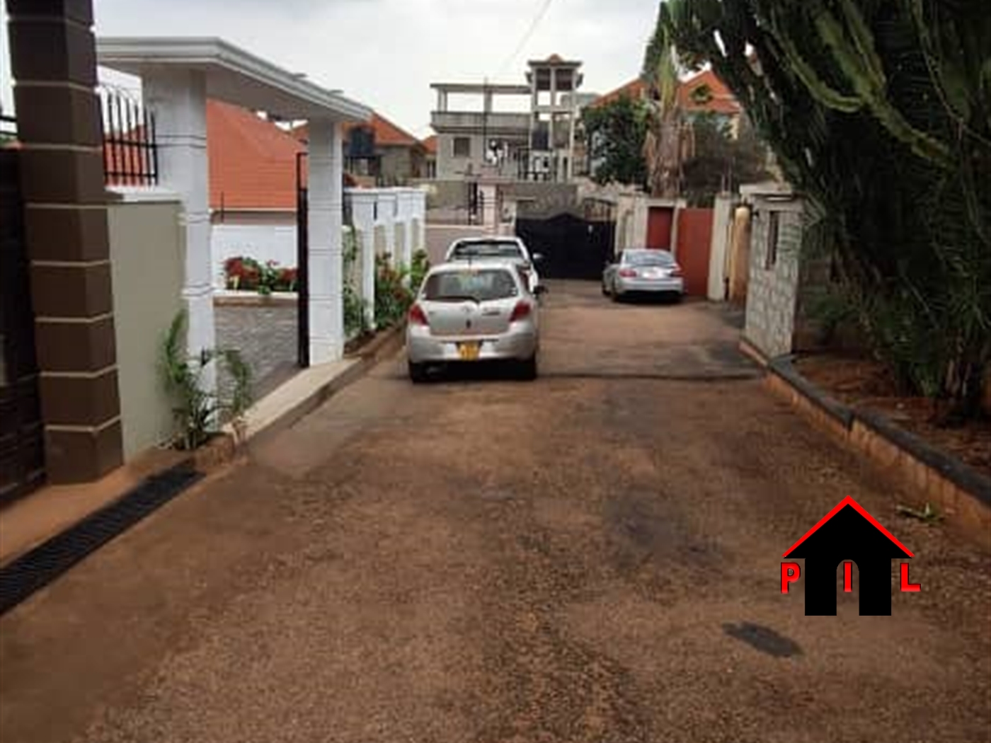 Storeyed house for sale in Kira Wakiso