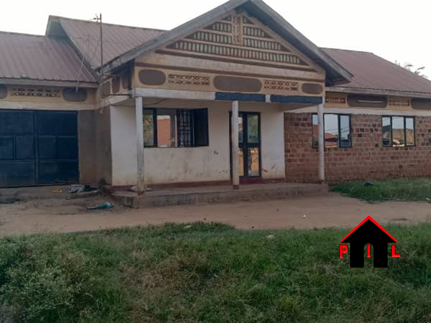 Shell House for sale in Bweyogerere Wakiso