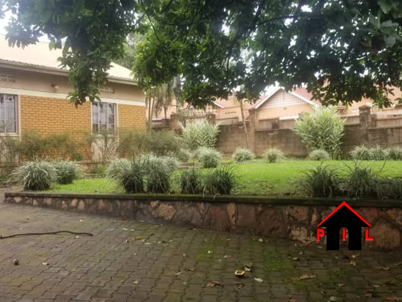 Bungalow for sale in Kyebando Kampala