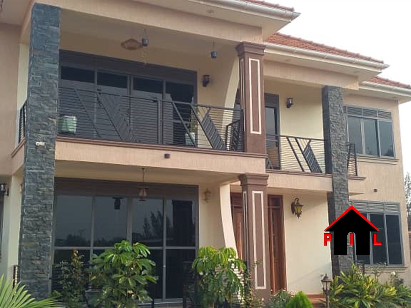 Storeyed house for sale in Namugongo Wakiso