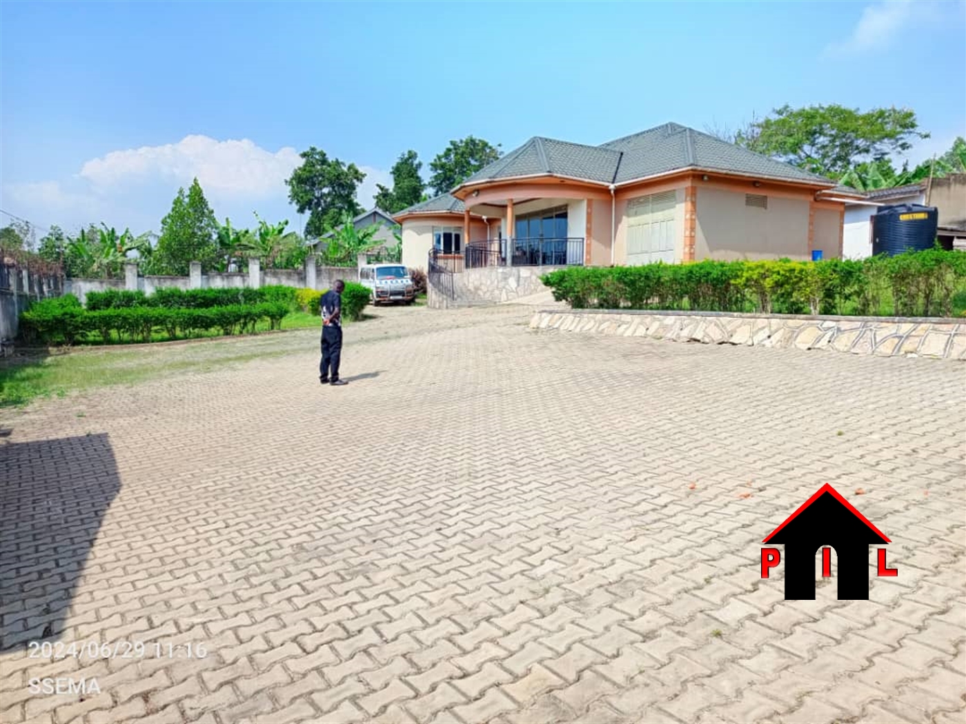 Bungalow for sale in Buloba Wakiso