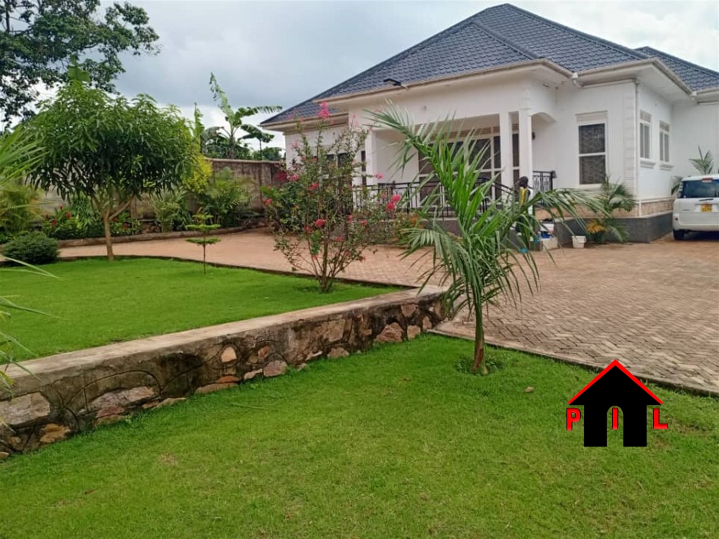 Bungalow for sale in Wakisocenterr Wakiso