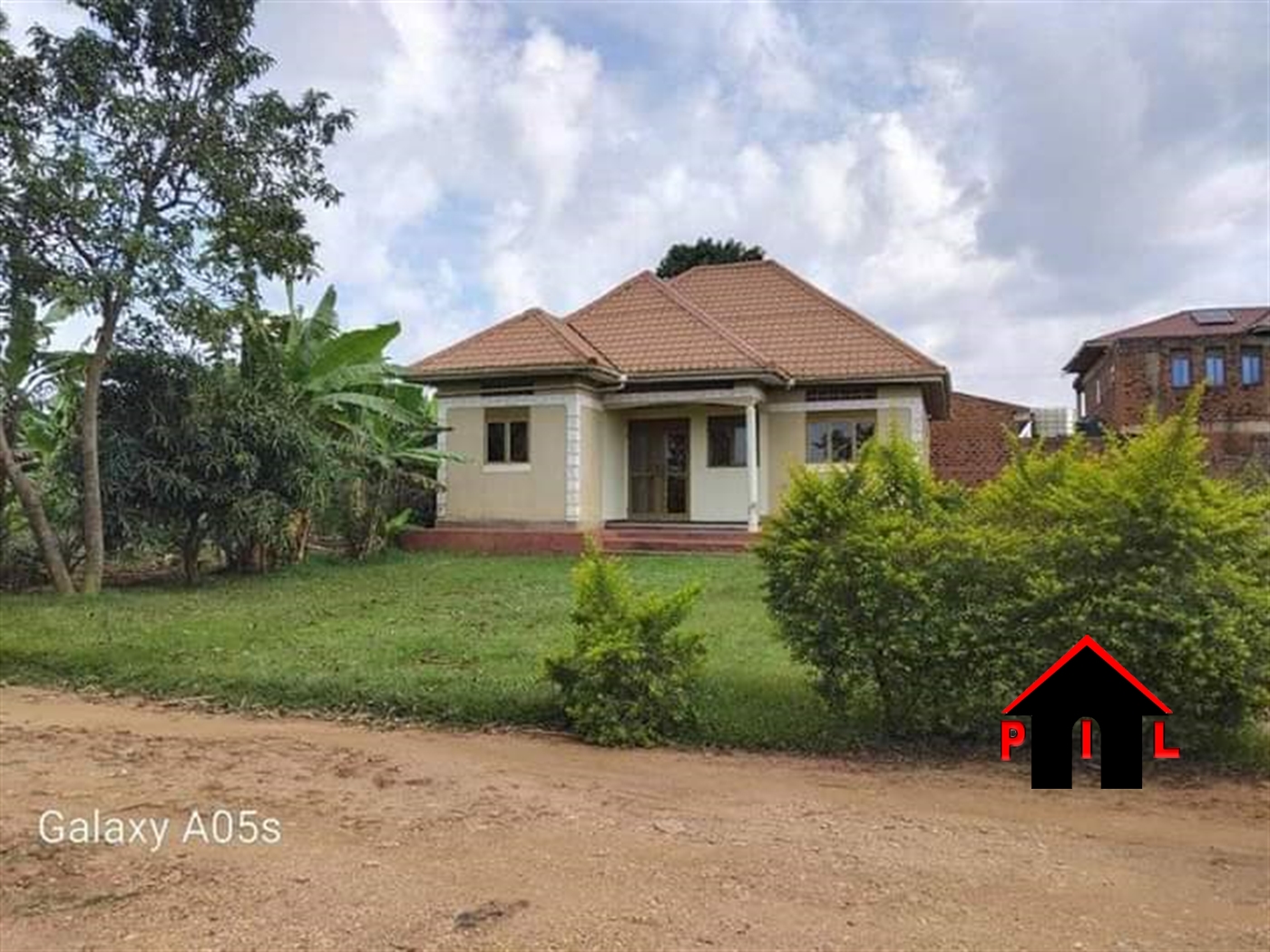 Bungalow for sale in Gayaza Wakiso