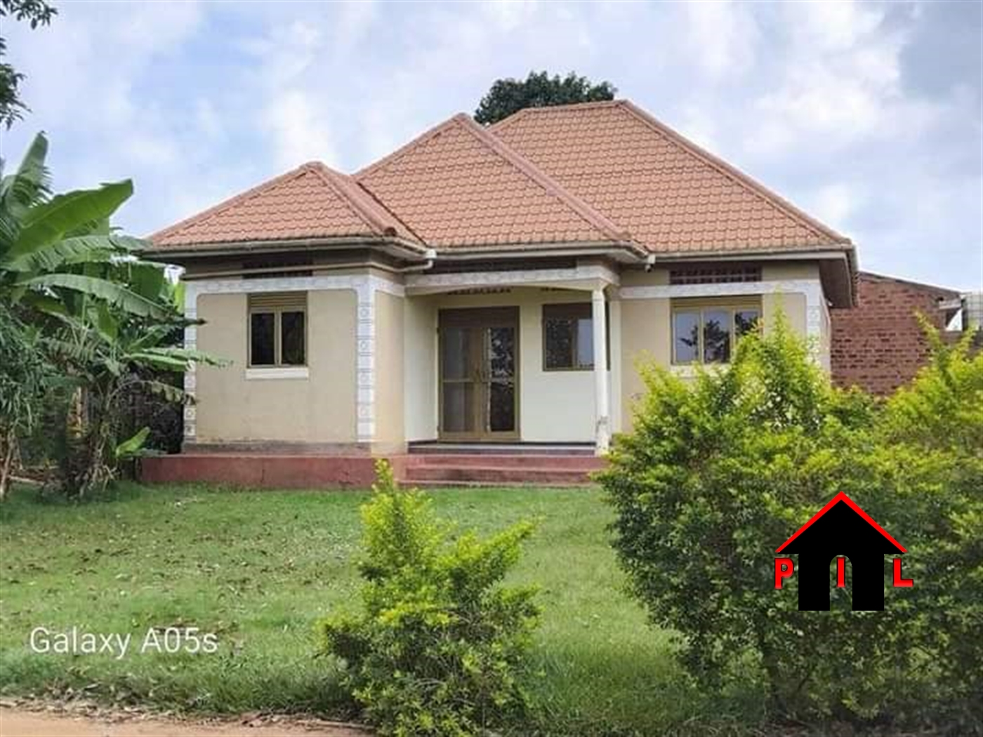 Bungalow for sale in Gayaza Wakiso