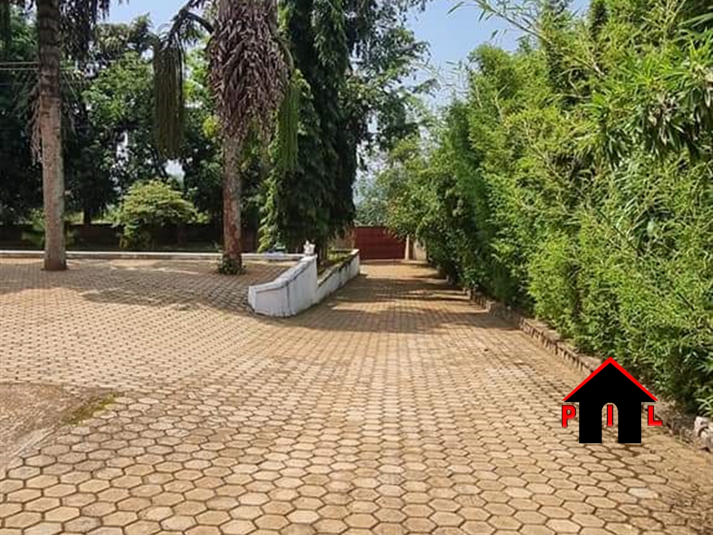 Storeyed house for sale in Entebbe Wakiso