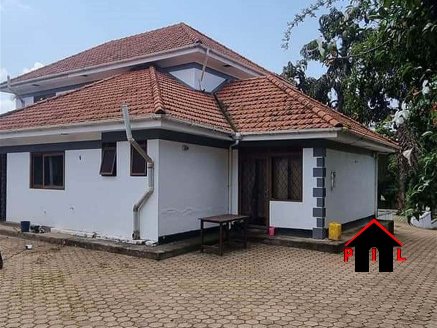 Storeyed house for sale in Entebbe Wakiso