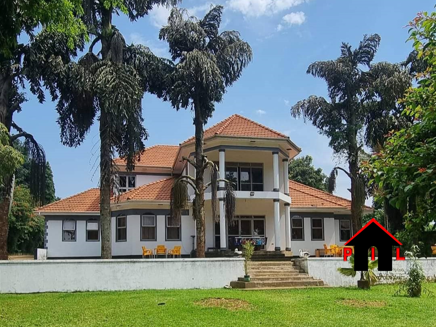 Storeyed house for sale in Entebbe Wakiso