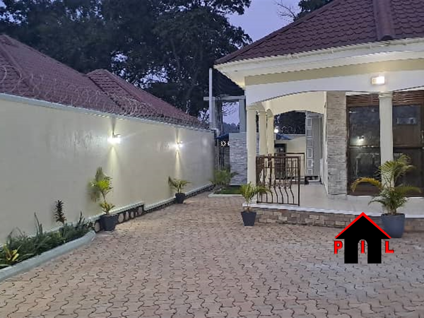 Bungalow for sale in Seeta Mukono