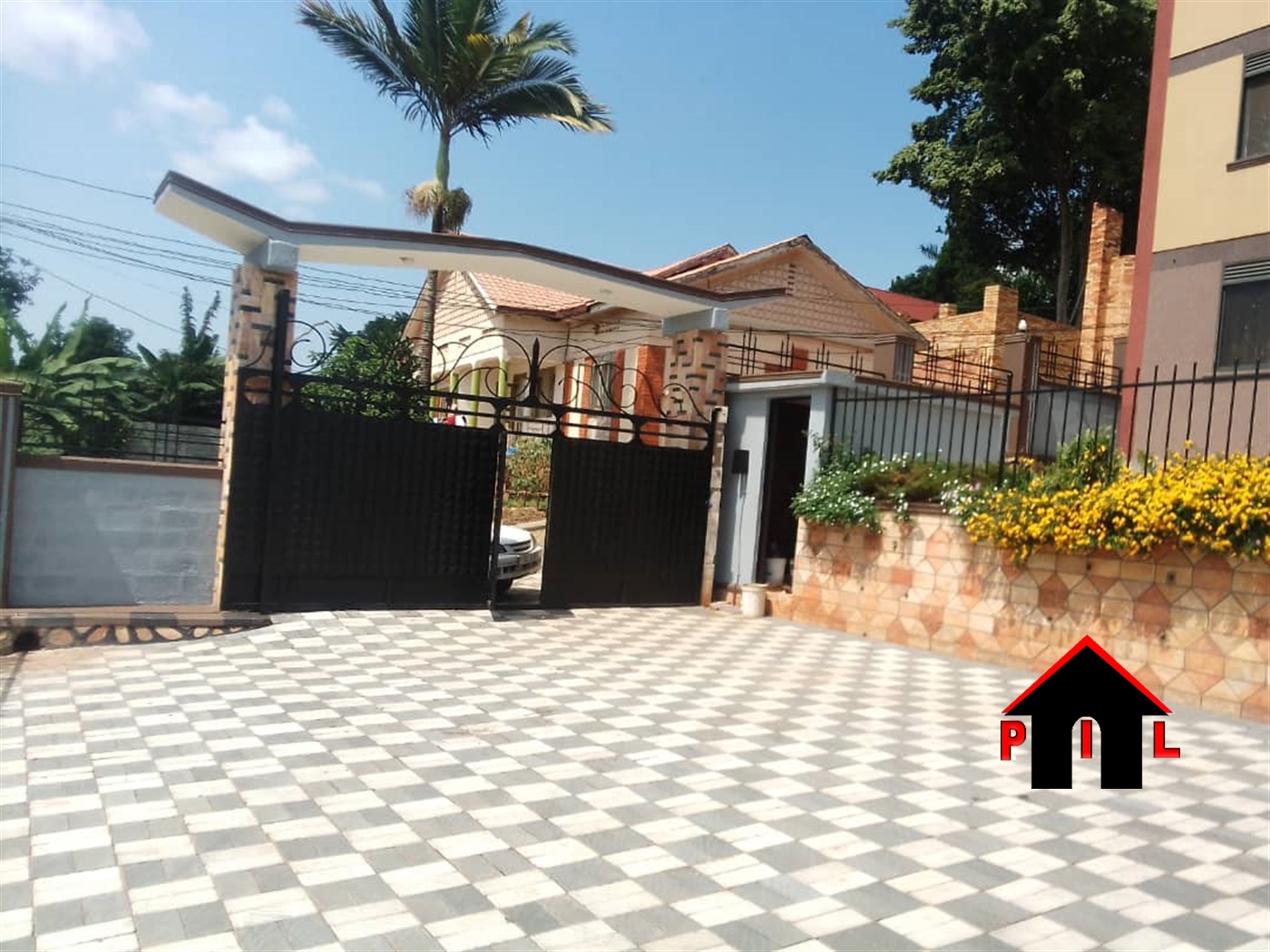 Apartment block for sale in Rubaga Kampala