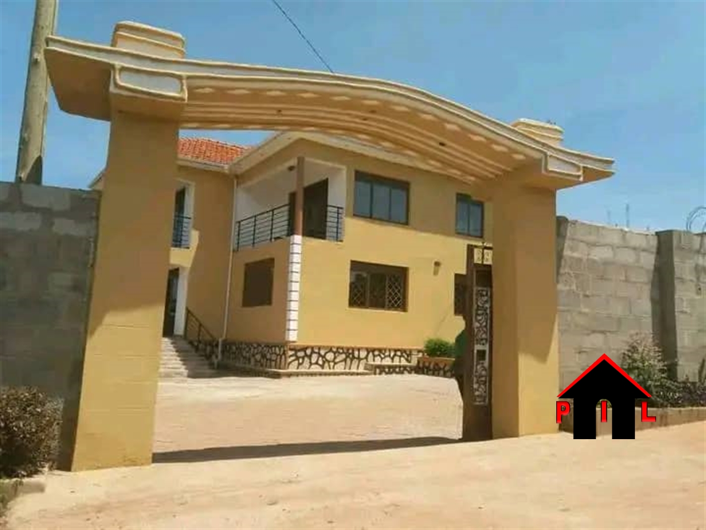 Storeyed house for sale in Bwebajja Wakiso