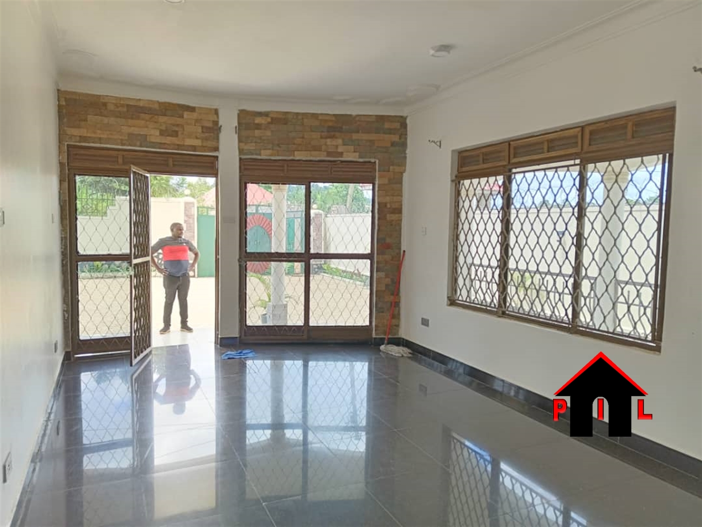 Bungalow for sale in Kirowooza Mukono