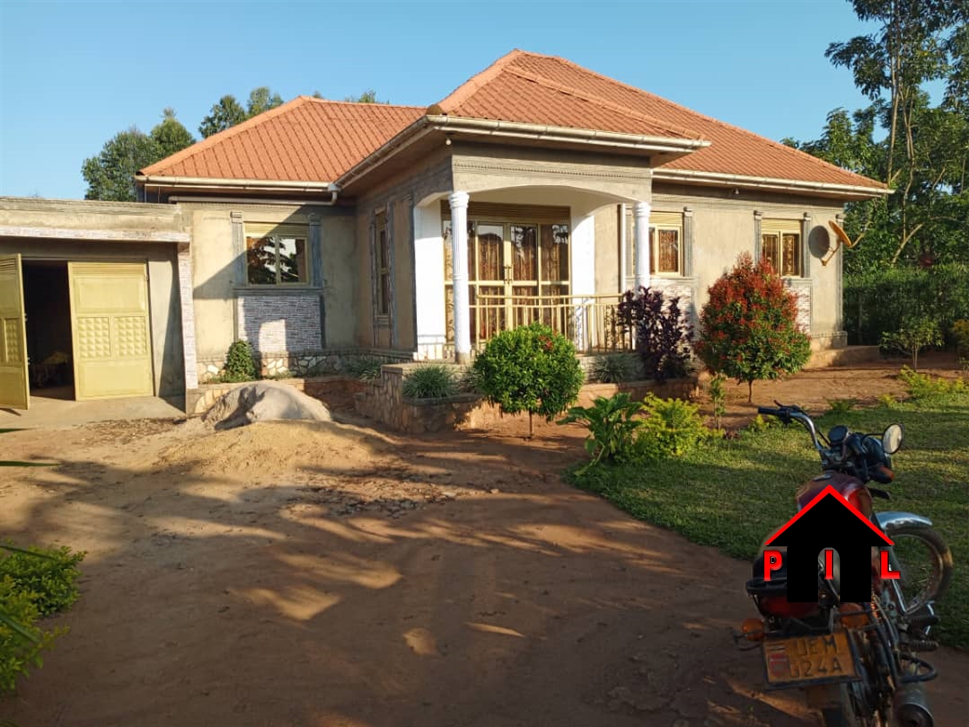 Bungalow for sale in Nkoowe Wakiso