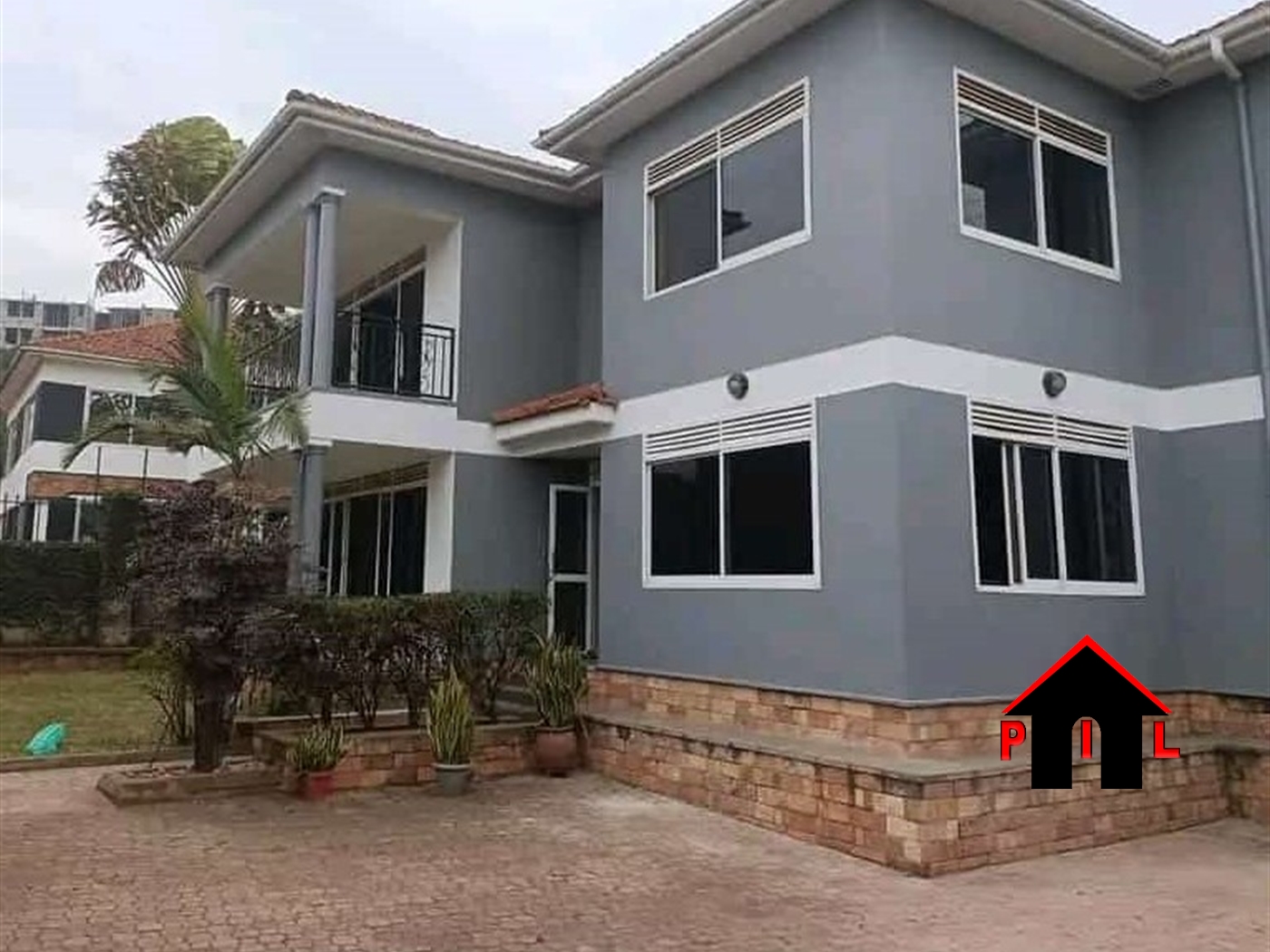 Storeyed house for sale in Naalya Wakiso