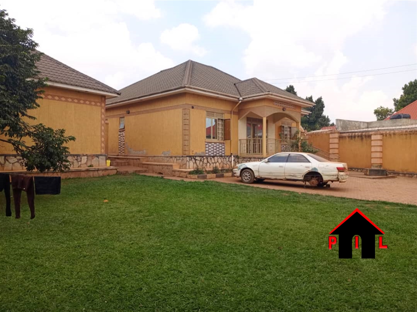 Bungalow for sale in Wakisotwn Wakiso