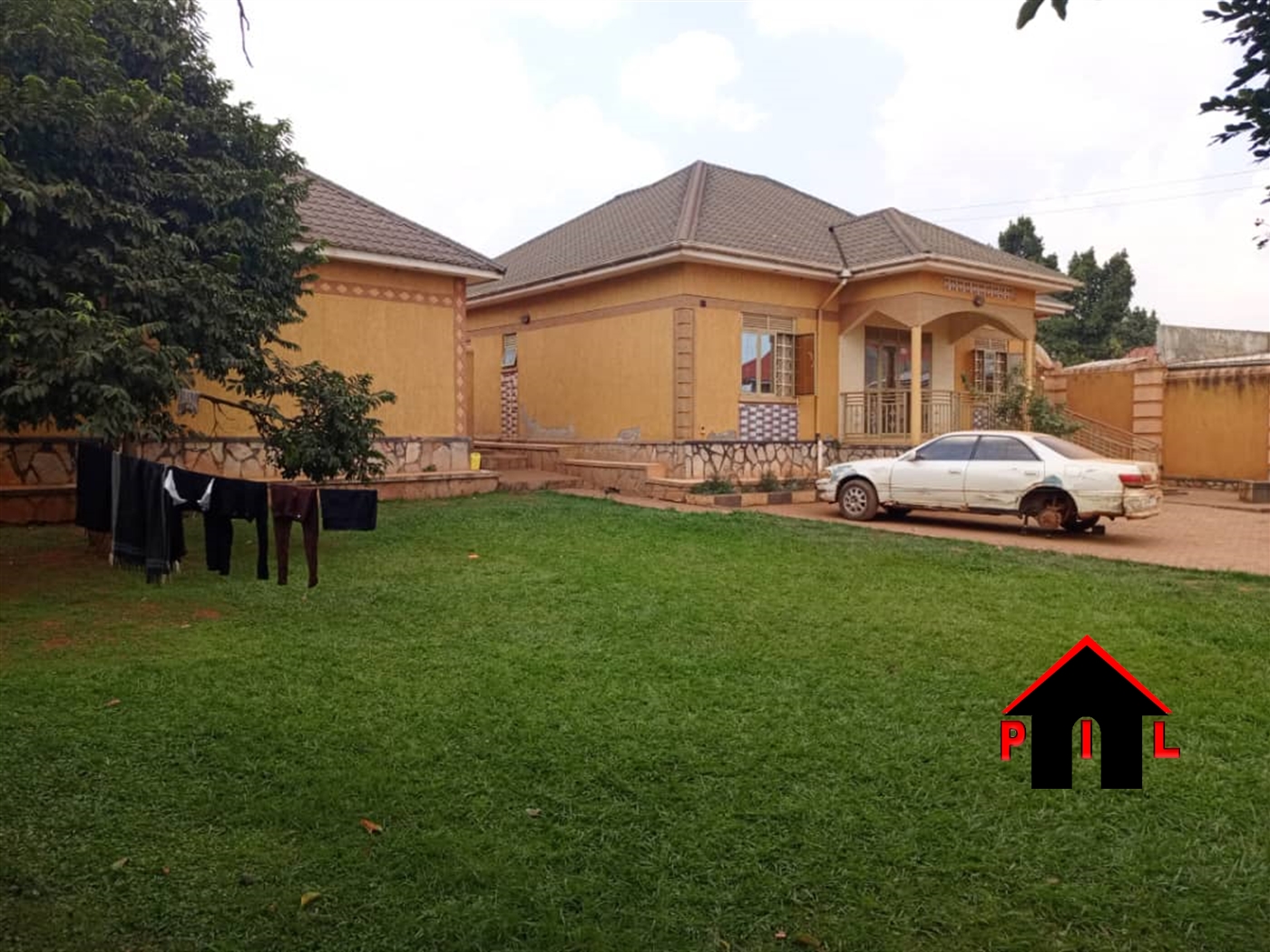 Bungalow for sale in Wakisotwn Wakiso