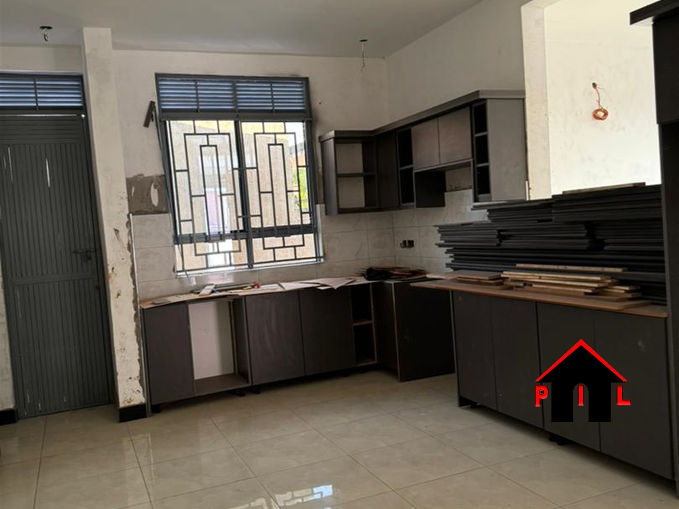 Storeyed house for sale in Seguku Wakiso