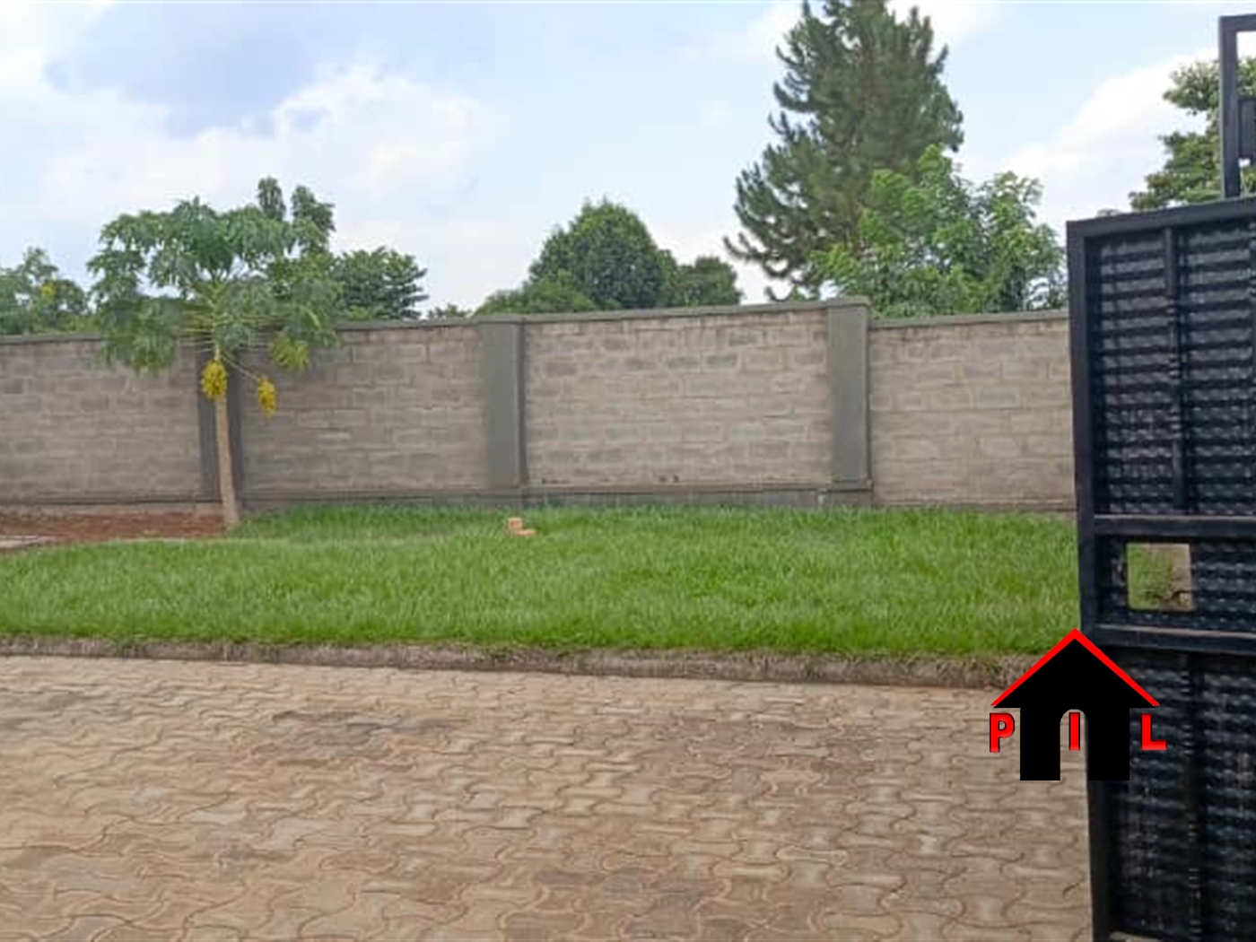 Bungalow for sale in Kijabijo Wakiso