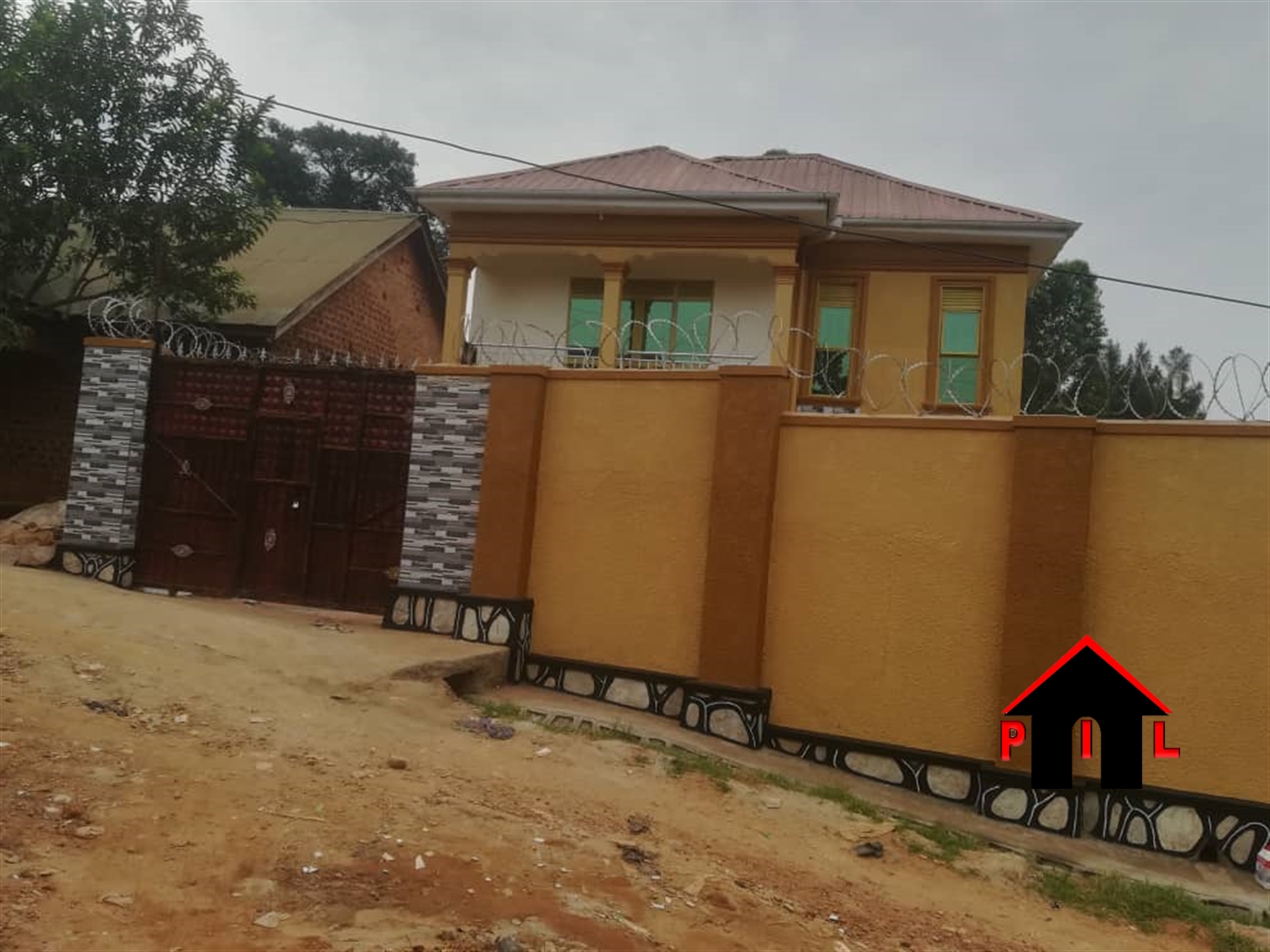 Storeyed house for sale in Nansana Wakiso