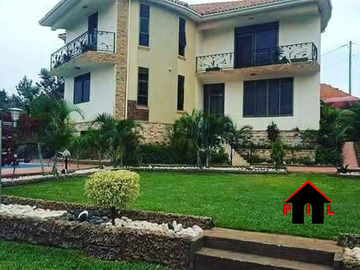 Storeyed house for sale in Naalya Wakiso