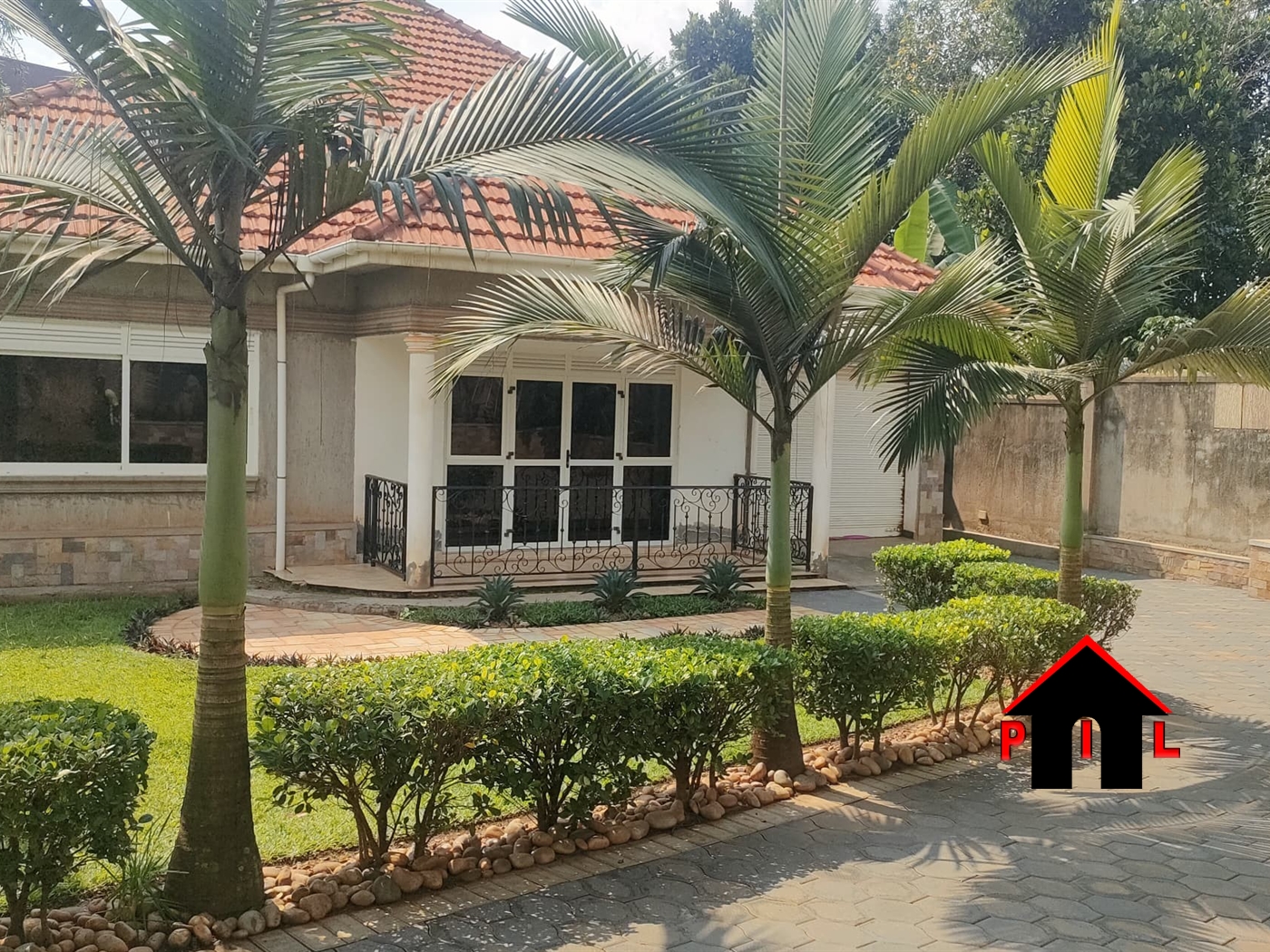 Bungalow for sale in Wakisocentre Wakiso