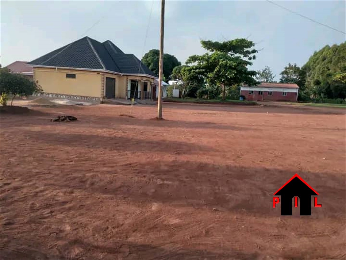 Bungalow for sale in Kasanjje Kalungu