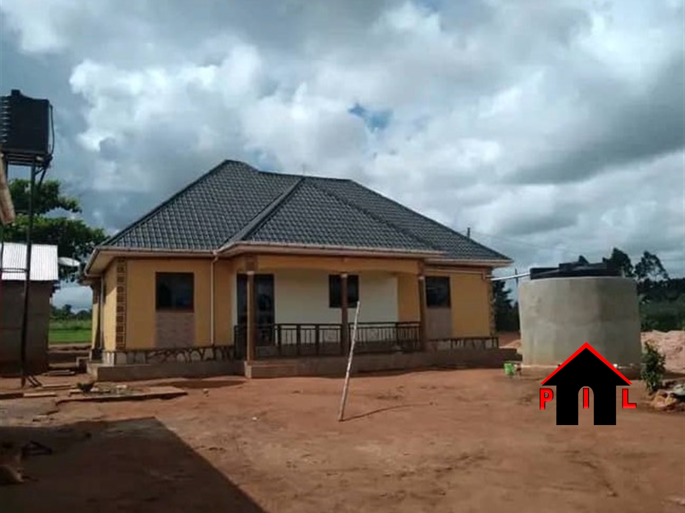 Bungalow for sale in Kasanjje Kalungu