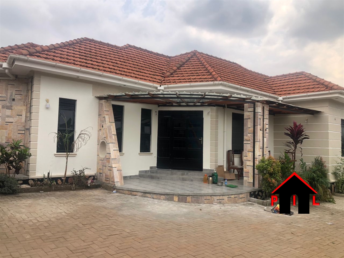 Bungalow for sale in Kiwologoma Kampala