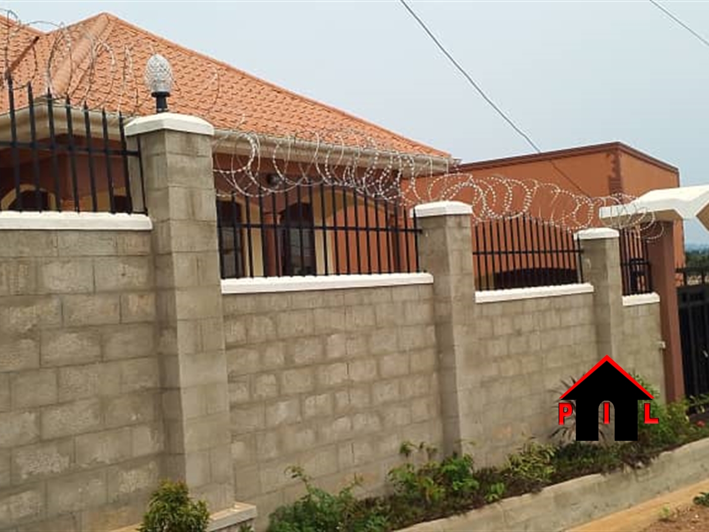 Bungalow for rent in Mukonotwn Mukono