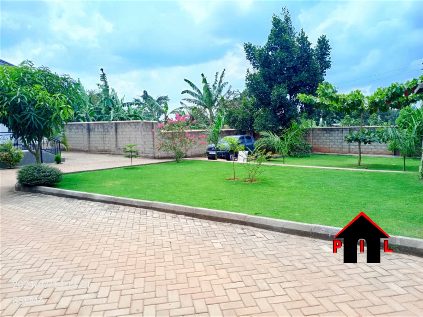 Bungalow for sale in Wakisotwn Wakiso