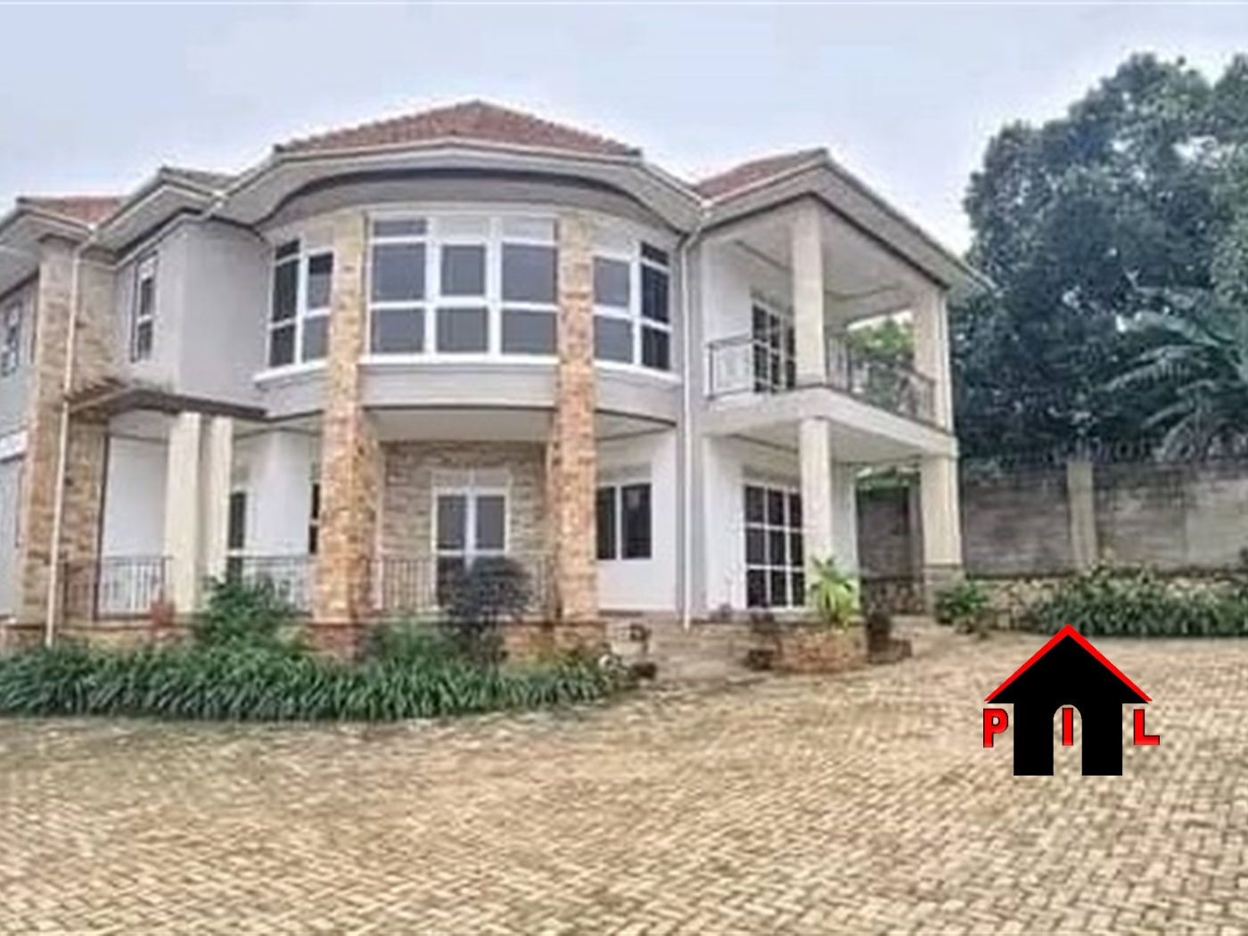 Storeyed house for sale in Entebbe Wakiso