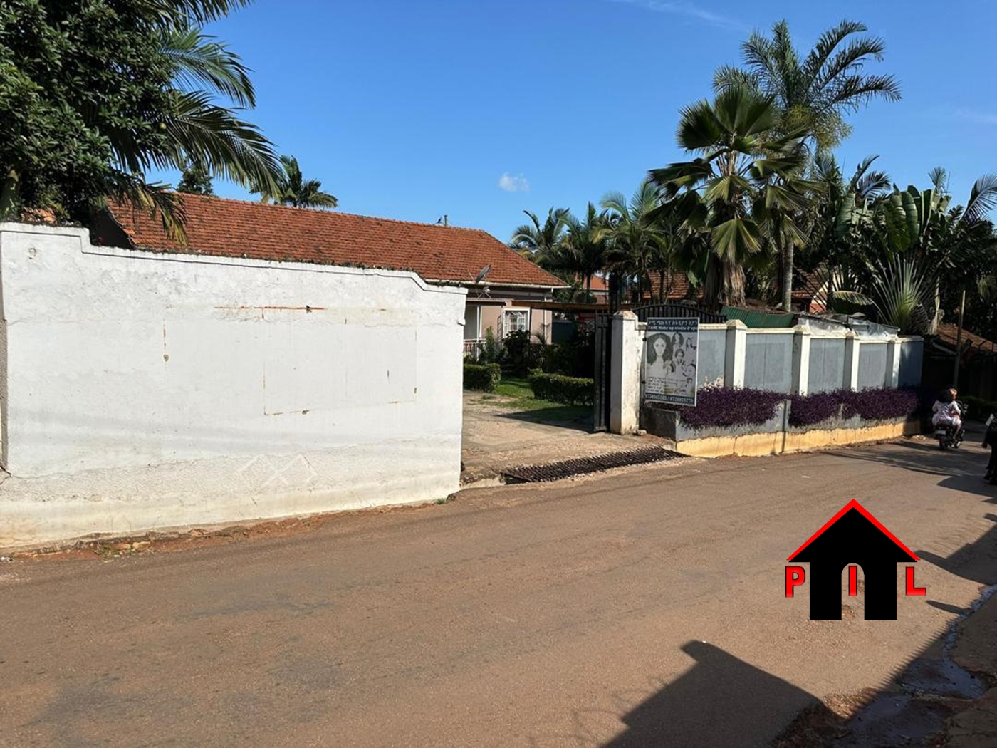 Commercial block for sale in Kansanga Kampala