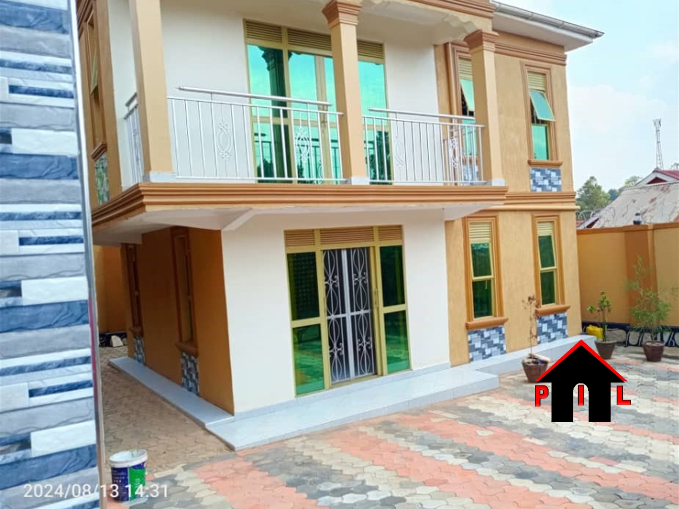 Storeyed house for sale in Nansana Wakiso