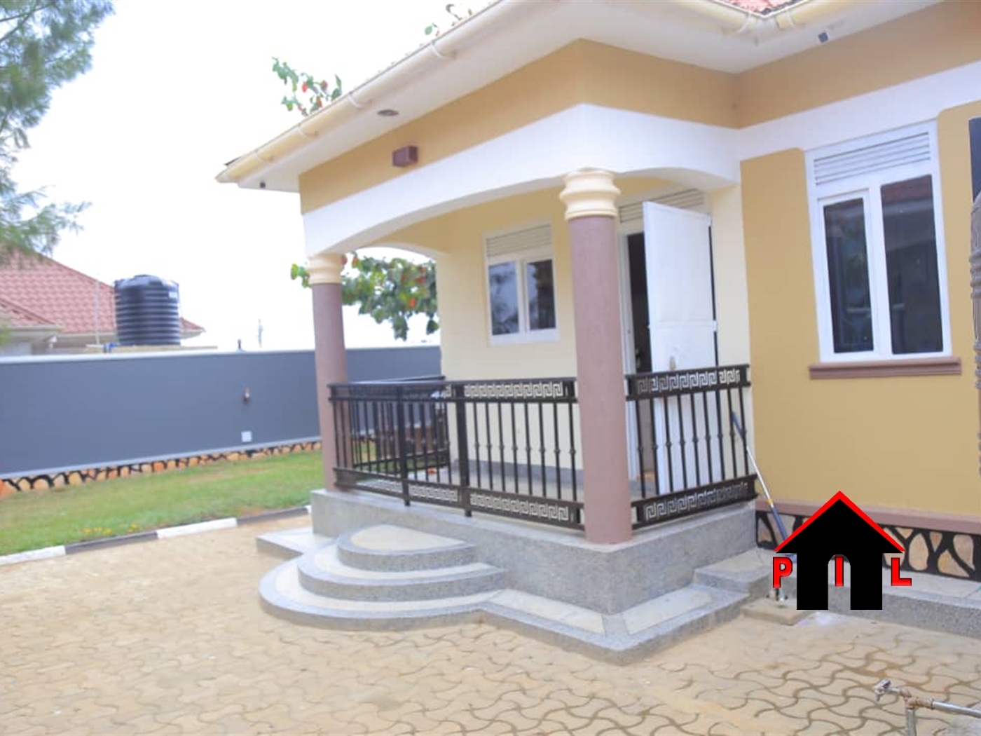 Bungalow for sale in Mukonotwn Mukono