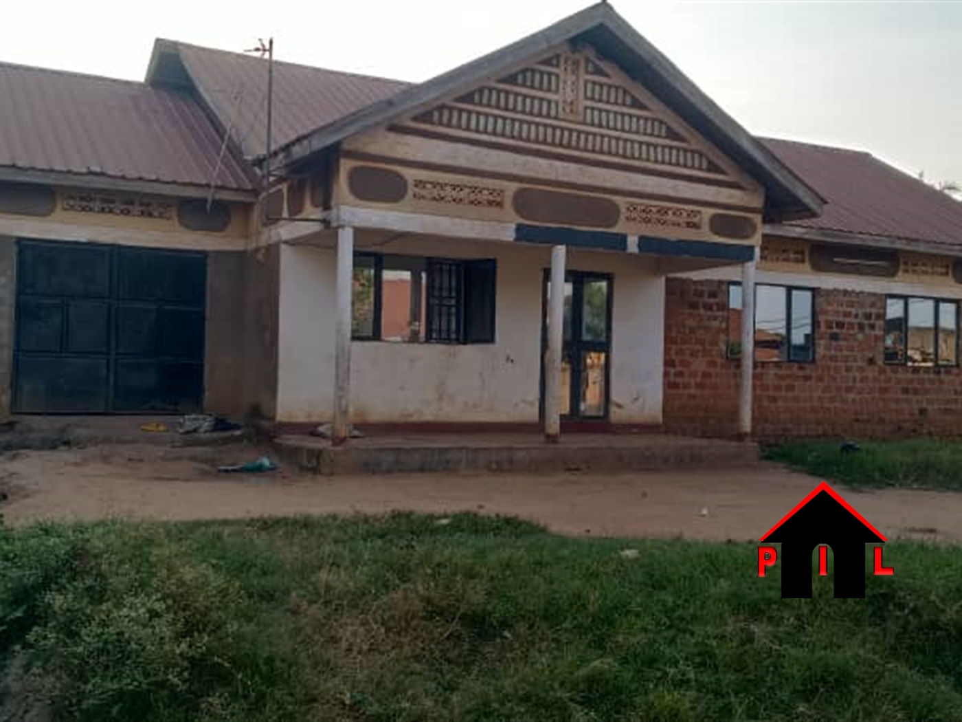 Bungalow for sale in Bweyogerere Mukono