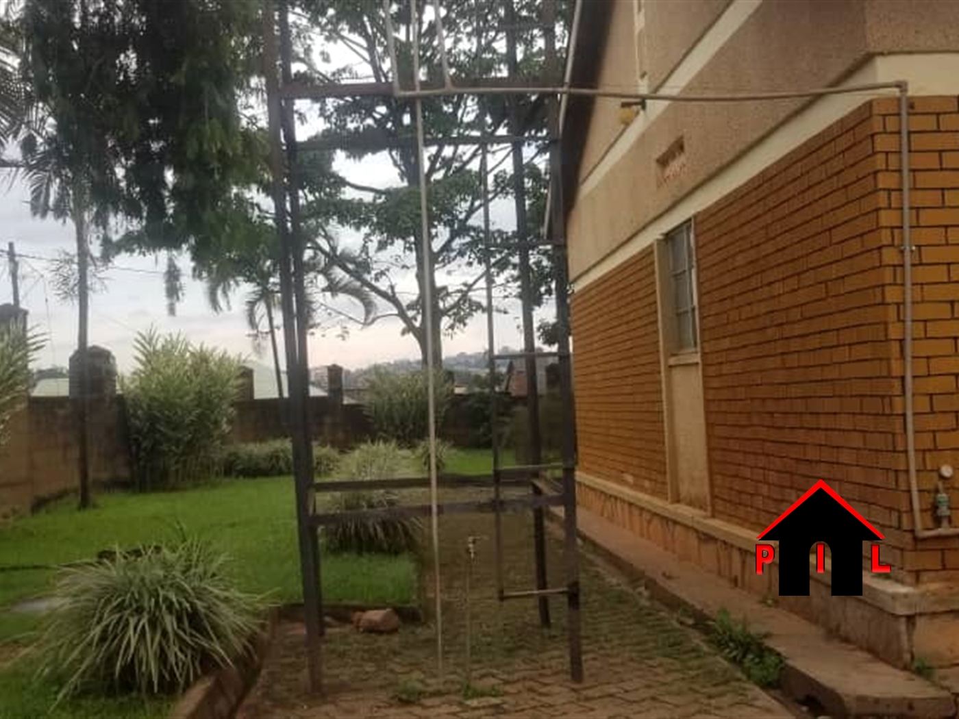 Bungalow for sale in Kyebando Wakiso