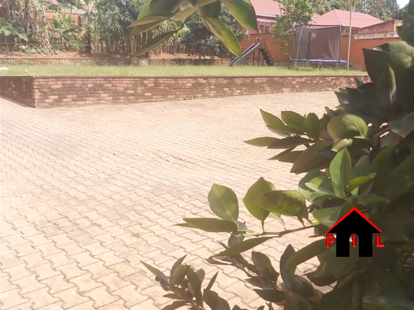 Bungalow for sale in Kajjansi Wakiso