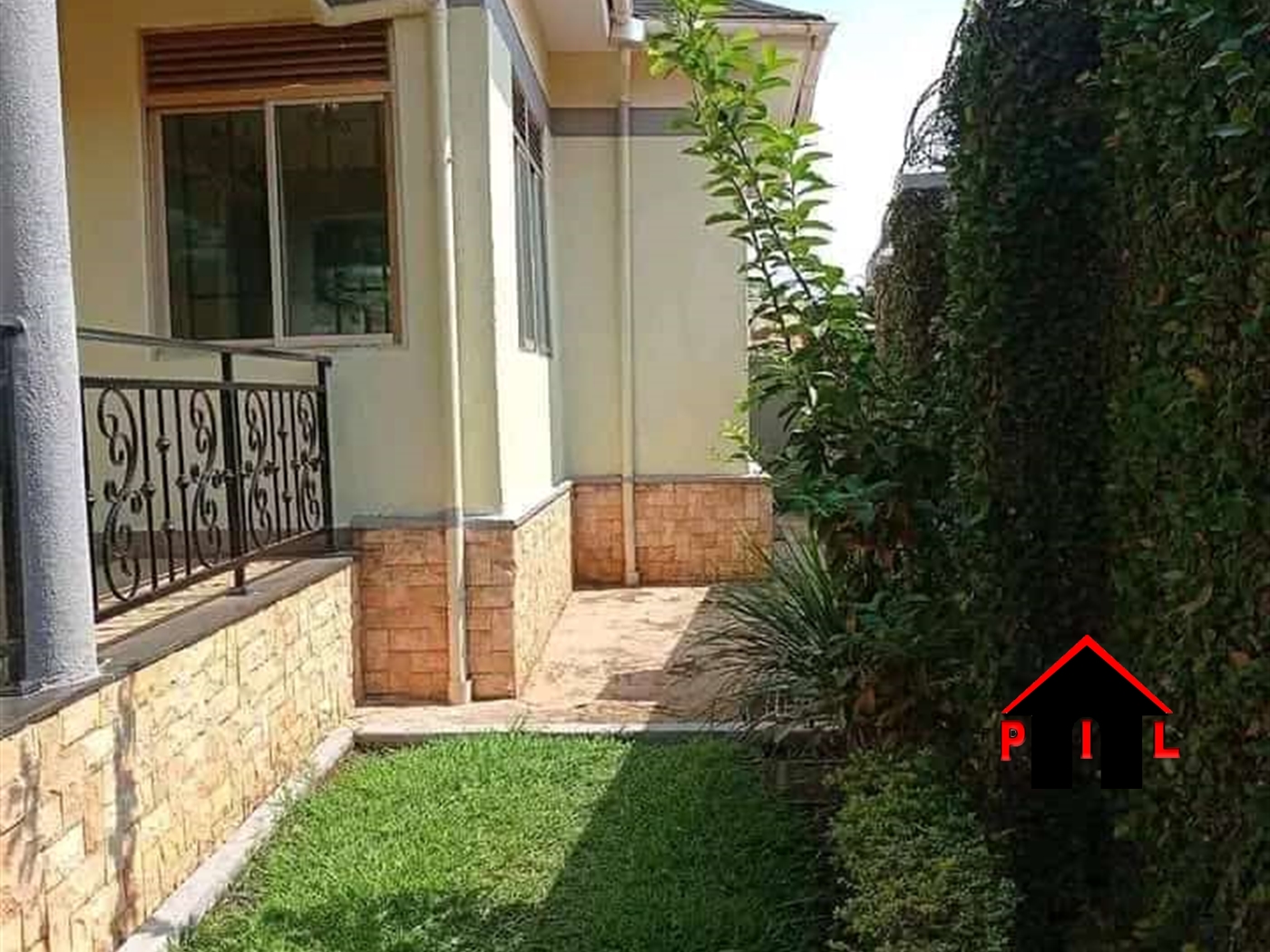 Bungalow for sale in Kyaliwajjala Wakiso