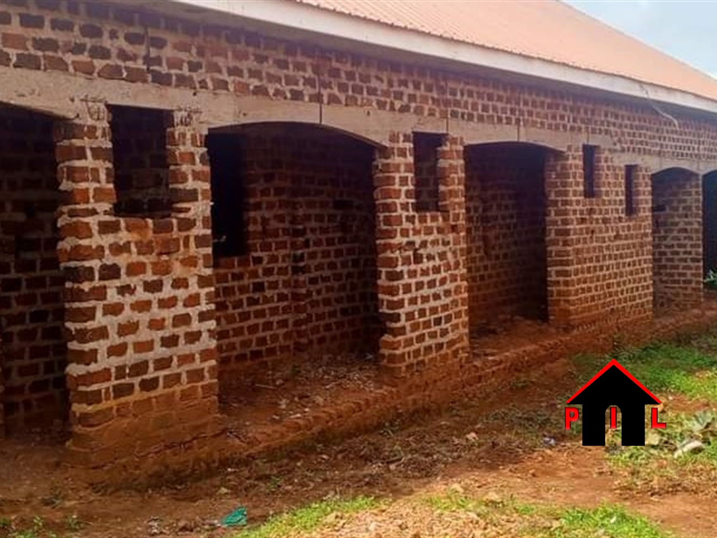 Shell House for sale in Mpererwe Kampala